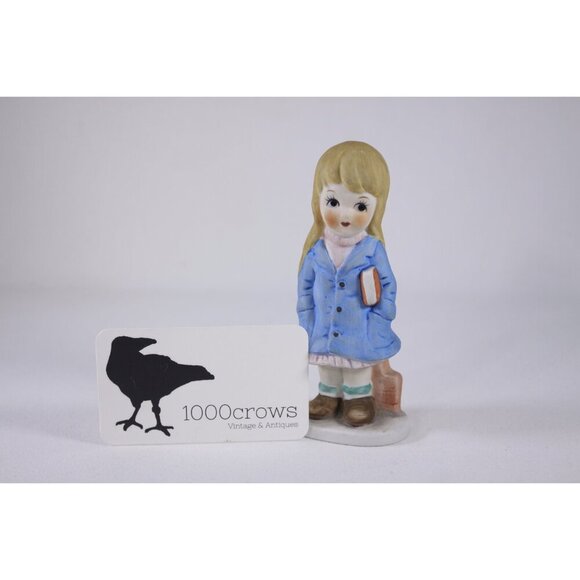 Vintage TAIWAN girl with book figurine, Lefton style decorative nursery decor - Picture 2 of 10